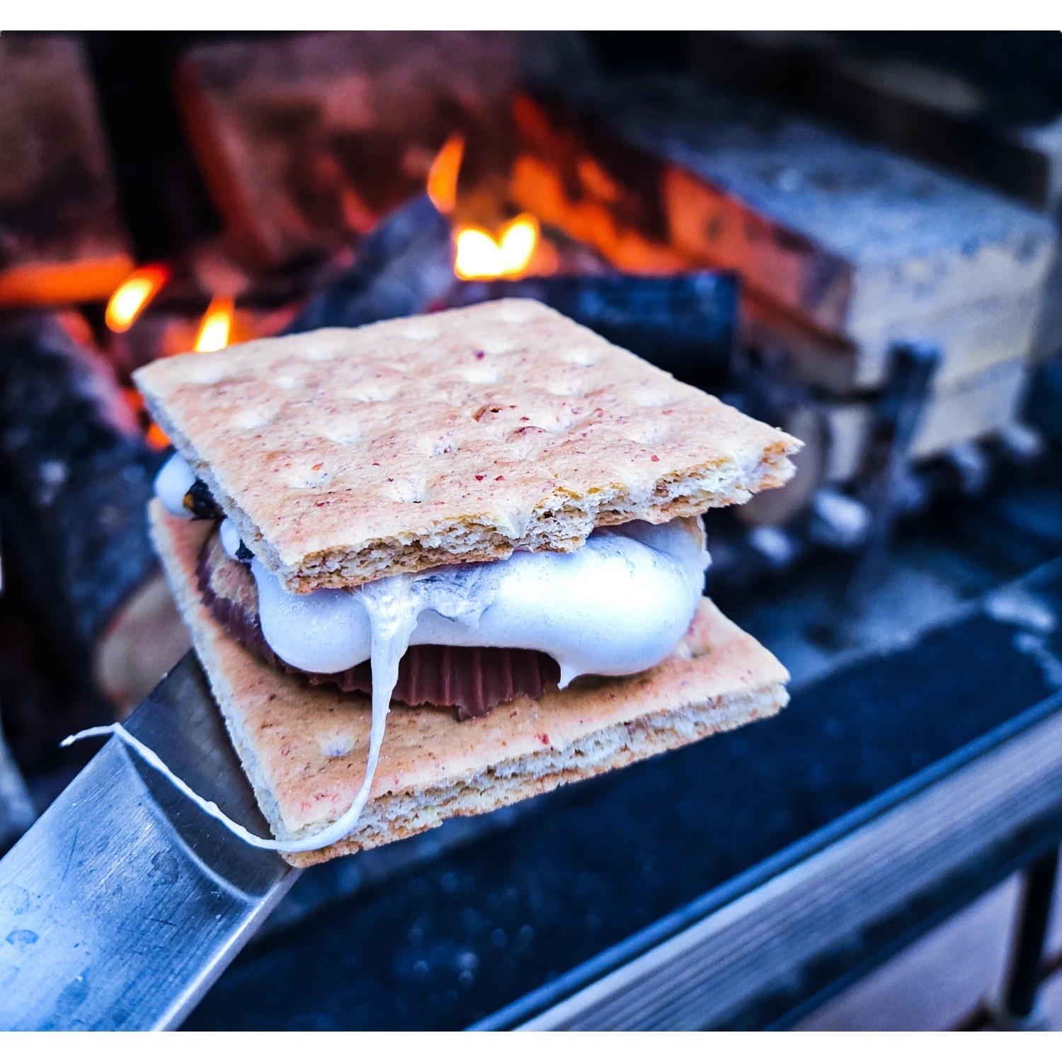 Mr. Mallo Giga Barbecue Marshmallows 400g Mr. Mallo Giga Barbecue Marshmallows 400g